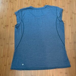 lululemon athletica Heathered Blue Muscle Tee